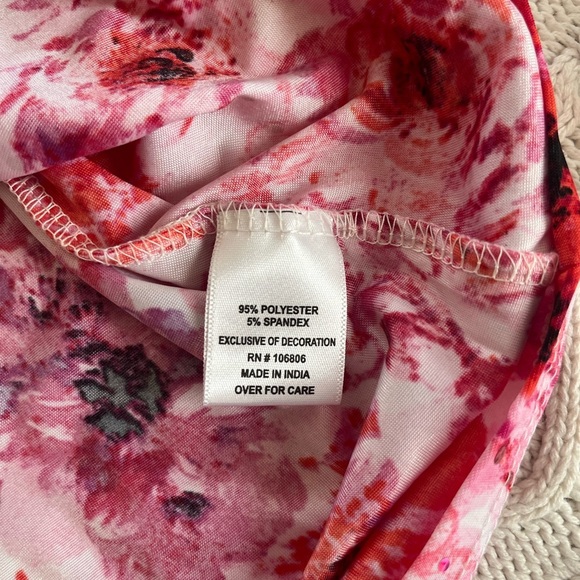 Floral Button Down Shirt - Red and Pink Gold Buttons - Picture 11 of 16